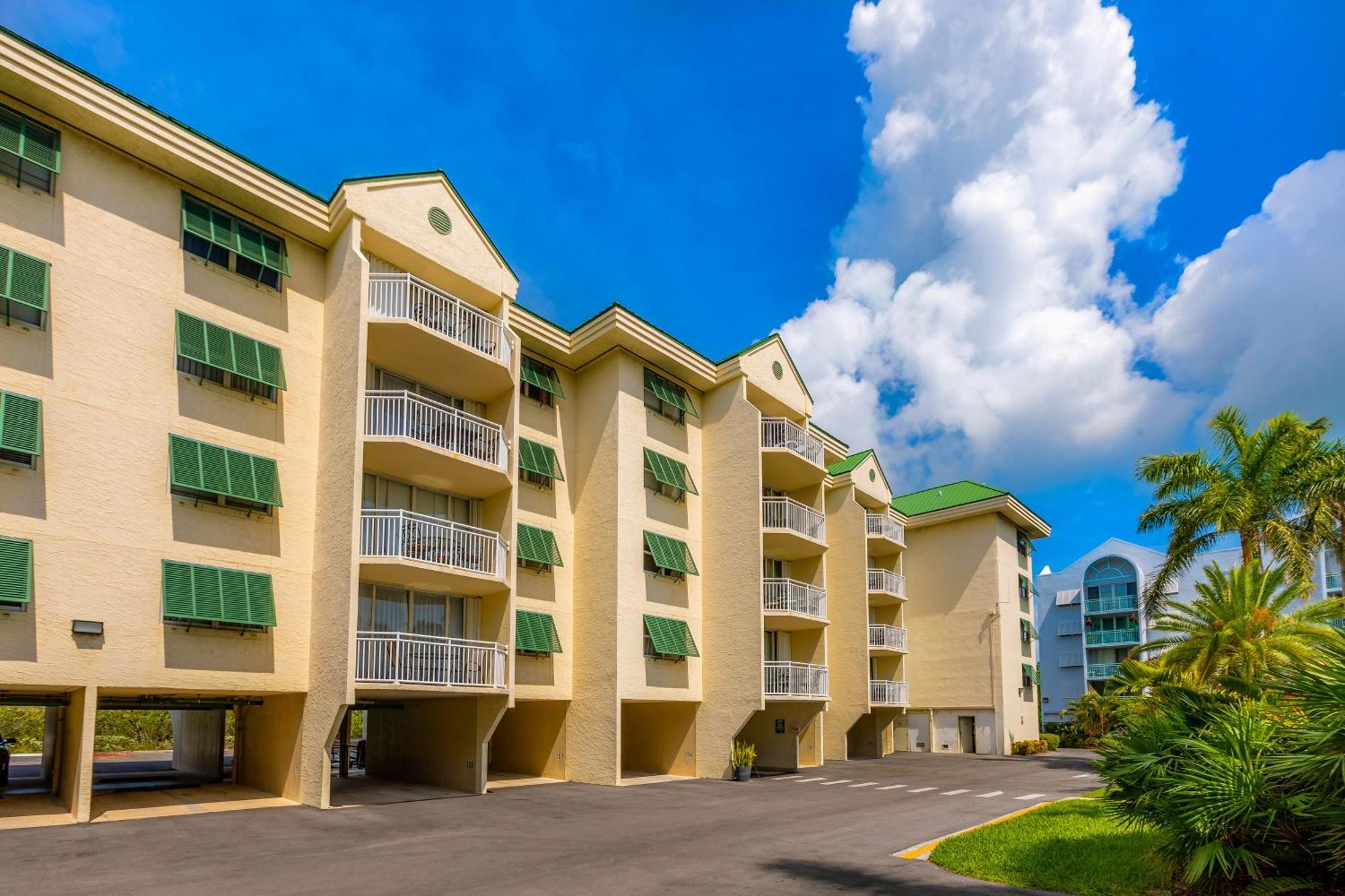 Sunrise Suites Saint Lucia Suite #201 كي وست الغرفة الصورة