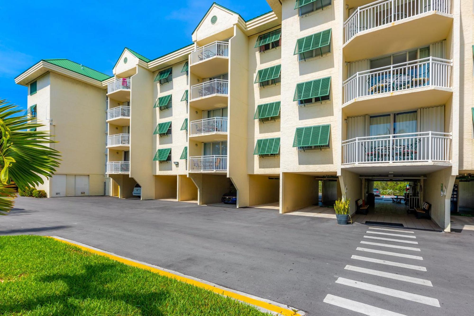 Sunrise Suites Saint Lucia Suite #201 كي وست الغرفة الصورة
