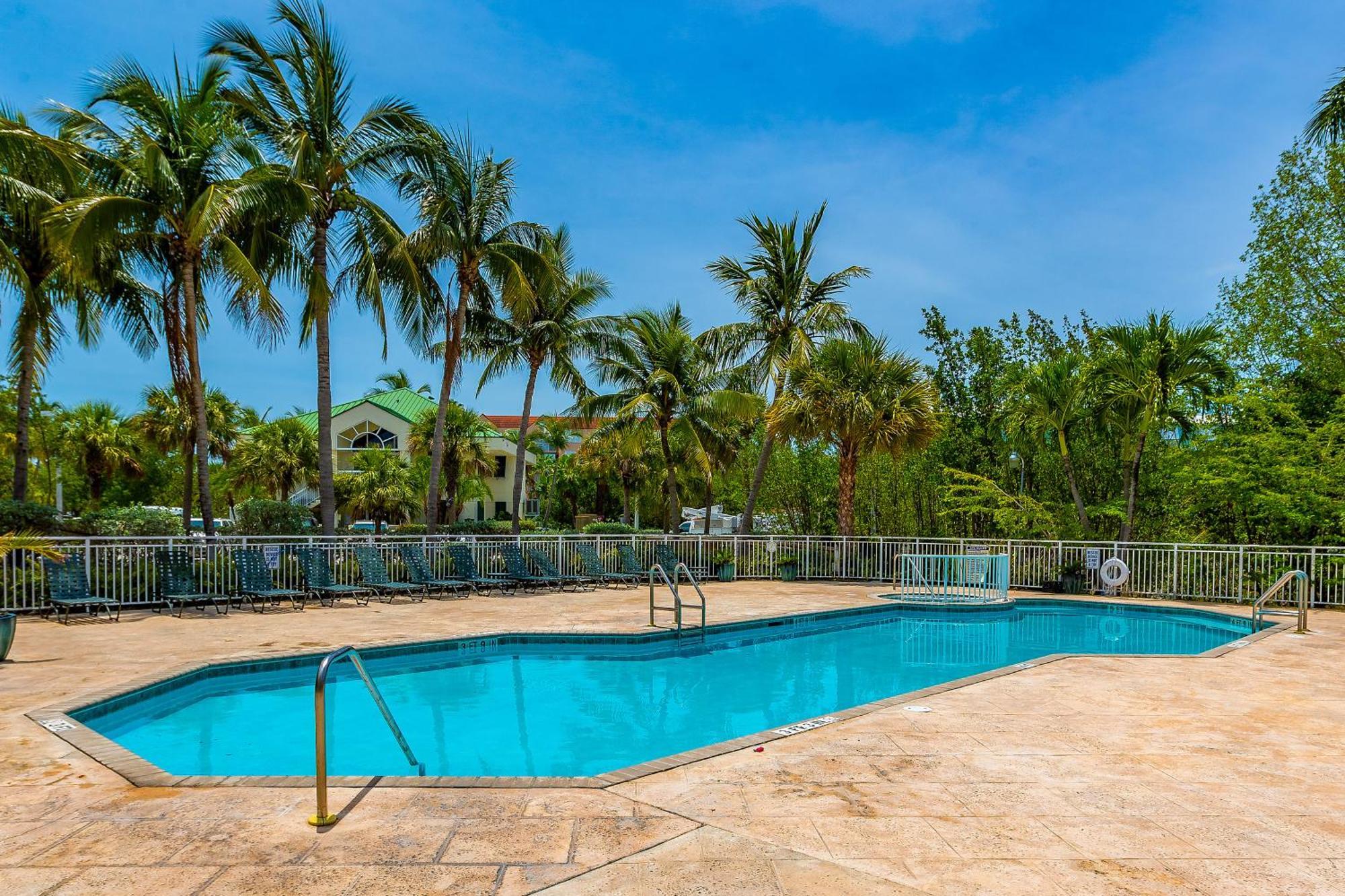 Sunrise Suites Saint Lucia Suite #201 كي وست الغرفة الصورة