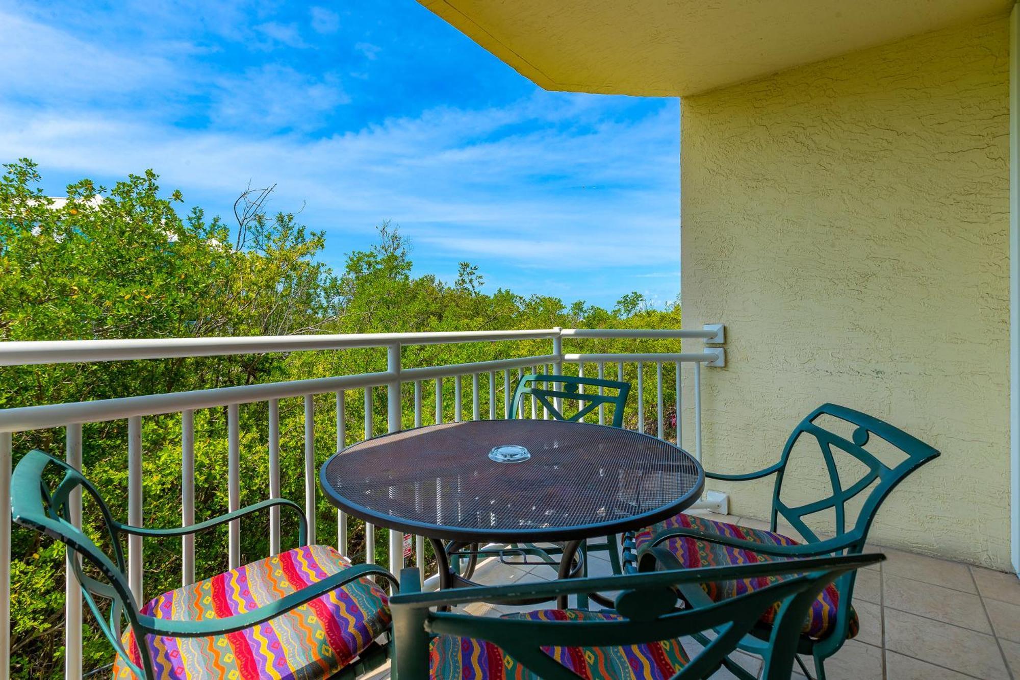 Sunrise Suites Saint Lucia Suite #201 كي وست الغرفة الصورة